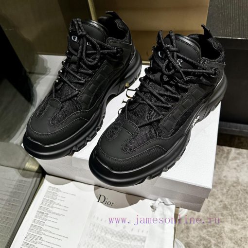 The first release of the Dior 2024 series, this C'est Dior sports shoe showcases a striking qsp5hhg4 - Image 6