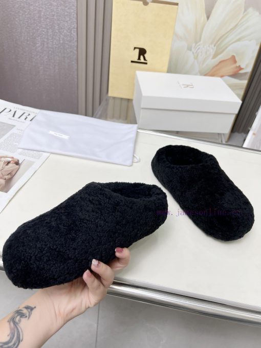 High qualityThe Row 24ss Autumn/Winter New Retro Big Head Baotou Tow, Boken Wool Tow. At firedhlcqho