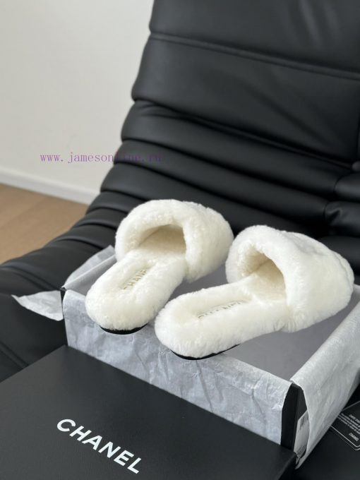 Chanel 24B new fur slippersThis fur mop is really cuteSoft and fluffy fur, comfortable and whmcndegu - Image 4