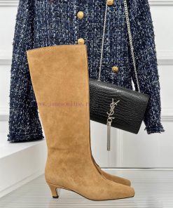 Toteme designer niche brand classic autumn and winter kitten with square toe bootsA niche br6wvw1fc4