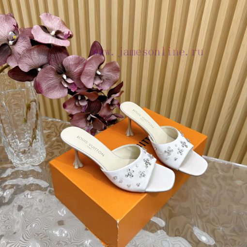Top LV | Louis Vuitton2024 early spring new mid antique style sandals featuring rear empty sqnnrj01v - Image 4