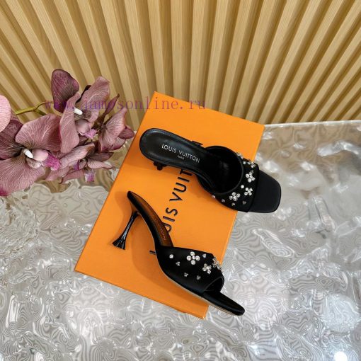Top LV | Louis Vuitton2024 early spring new mid antique style sandals featuring rear empty sbxb16ew0 - Image 3