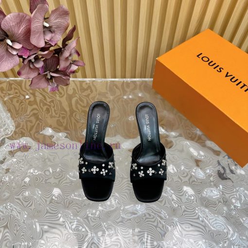 Top LV | Louis Vuitton2024 early spring new mid antique style sandals featuring rear empty sbxb16ew0 - Image 5