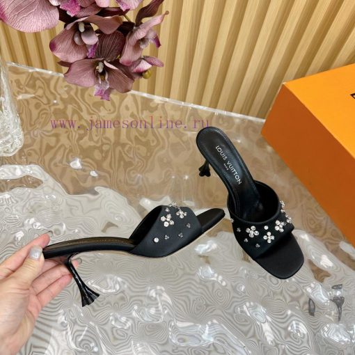Top LV | Louis Vuitton2024 early spring new mid antique style sandals featuring rear empty sbxb16ew0 - Image 9