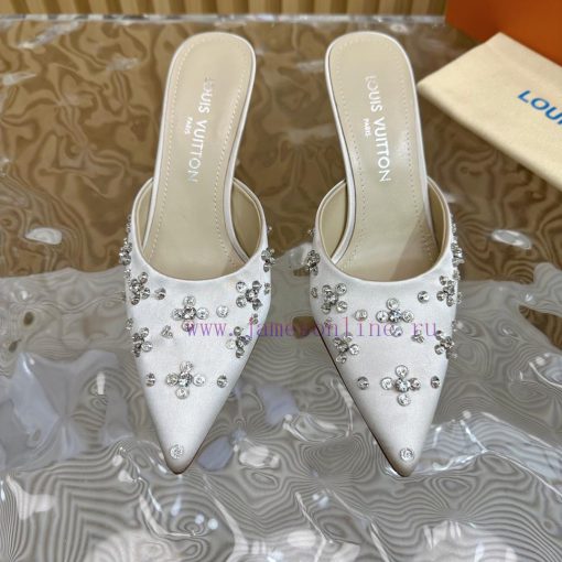 Top LV | Louis Vuitton2024 early spring new mid antique style sandals featuring rear empty sqvkxvsnf - Image 6