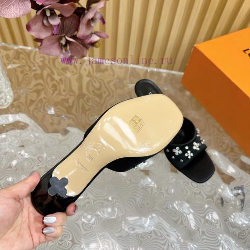 Top LV | Louis Vuitton2024 early spring new mid antique style sandals featuring rear empty sbxb16ew0 - Image 10