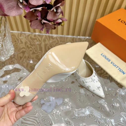 Top LV | Louis Vuitton2024 early spring new mid antique style sandals featuring rear empty sqvkxvsnf - Image 9