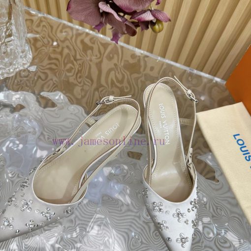 Top LV | Louis Vuitton2024 early spring new mid antique style sandals featuring rear empty snmtt35ob - Image 5