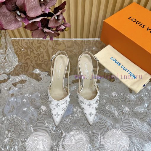 Top LV | Louis Vuitton2024 early spring new mid antique style sandals featuring rear empty snmtt35ob - Image 10
