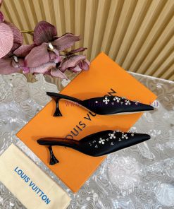 Top LV | Louis Vuitton2024 early spring new mid antique style sandals featuring rear empty s0pcm791a