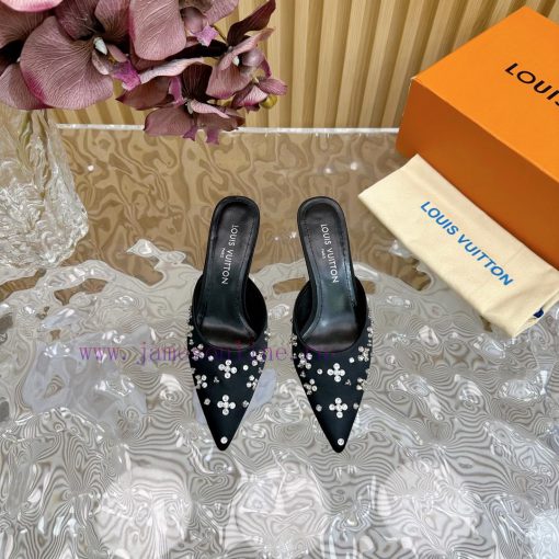 Top LV | Louis Vuitton2024 early spring new mid antique style sandals featuring rear empty s0pcm791a - Image 5