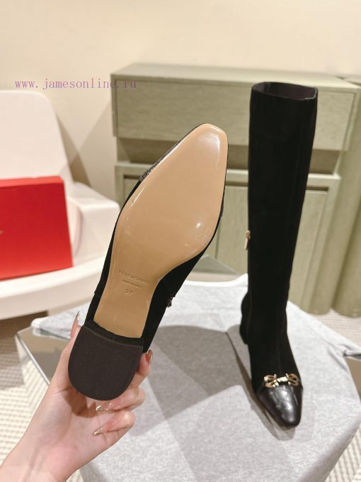 | ²⁰²4 𝐬𝐬  🤍🤎Ferragamo's autumn and winter collection of new boots features smooth lines az68uiyhw - Image 7