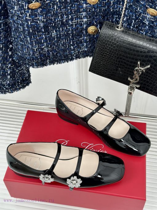 Roger Vivier | RV Classic Diamond BuckleMary Jane ShoesThe shoe upper is made of imported cawhgnngcq - Image 4