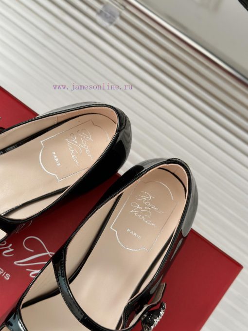 Roger Vivier | RV Classic Diamond BuckleMary Jane ShoesThe shoe upper is made of imported cawhgnngcq - Image 9