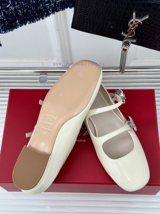 Roger Vivier | RV Classic Diamond BuckleMary Jane ShoesThe shoe upper is made of imported ca8im4i166 - Image 10