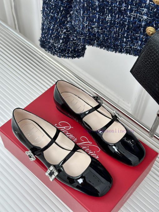 Roger Vivier | RV Classic Diamond BuckleMary Jane ShoesThe shoe upper is made of imported cas3vaj0ao - Image 4
