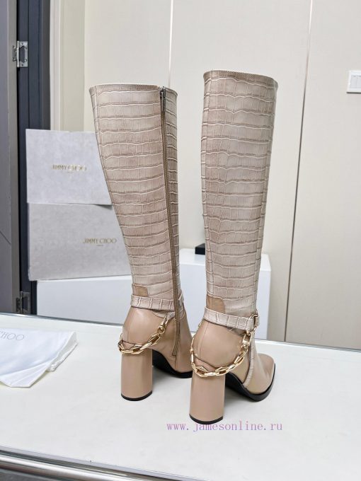 JlMMY CHOO Zhou Yangjie 2024 𝐬𝐬In 2024, live up to the spring scenery. Wear Jimmy Choo's fulu41e3a4u - Image 8