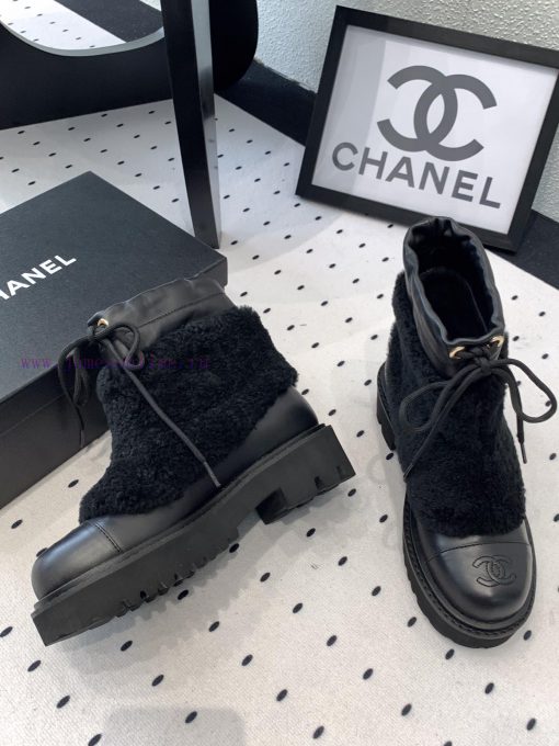 Chanel's new fur short boots are being shipped this autumn and winter. They are a must-have 7ku5odwh - Image 5