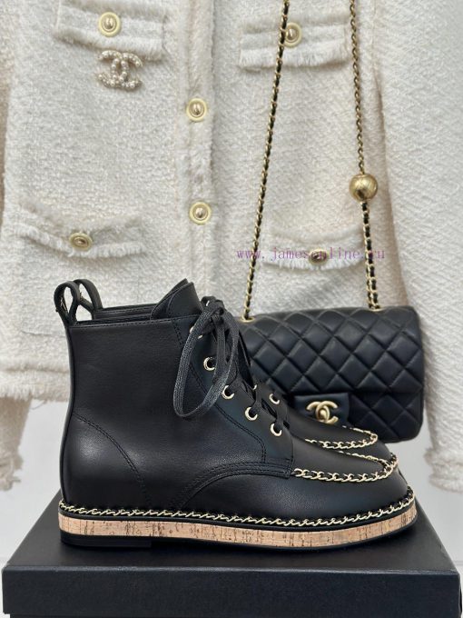 Chanel | Chanel Classic Autumn/WinterChain wood grain bottom short bootsThe shoe upper is maqnyav2j5