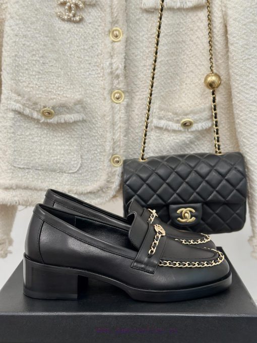 Chanel | Chanel 24K New Product Chain Double C loafersThe retro style and delicate shoe desim5p45594 - Image 2