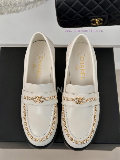 Chanel | Chanel 24K New Product Chain Double C loafersThe retro style and delicate shoe desivgnzwdk3 - Image 5
