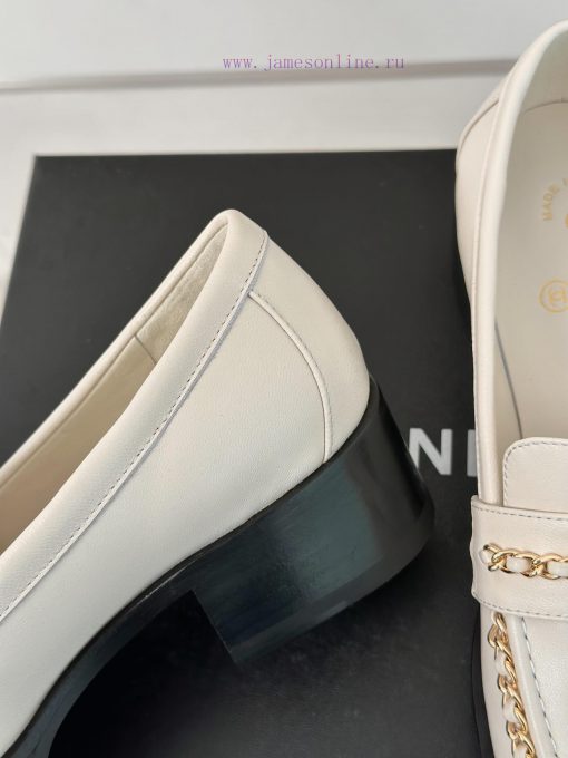 Chanel | Chanel 24K New Product Chain Double C loafersThe retro style and delicate shoe desivgnzwdk3 - Image 7