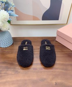 Miumiu 2024 new wool slippers ️ Sweet and fresh, it's really easy to capture the hearts of gozf1tyru
