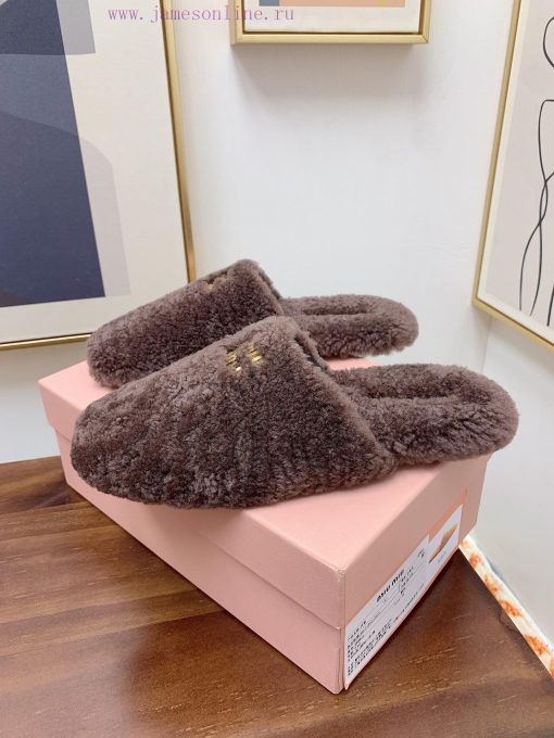 Miumiu 2024 new wool slippers ️ Sweet and fresh, it's really easy to capture the hearts of geyw88qxk - Image 9