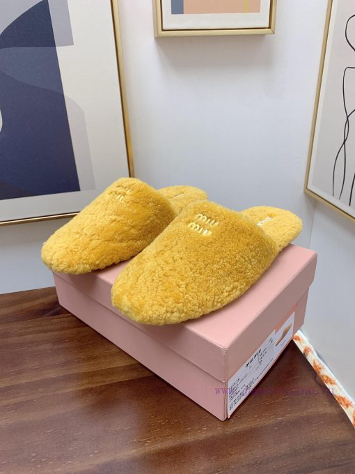 Miumiu 2024 new wool slippers ️ Sweet and fresh, it's really easy to capture the hearts of g9j0kiwy5 - Image 7