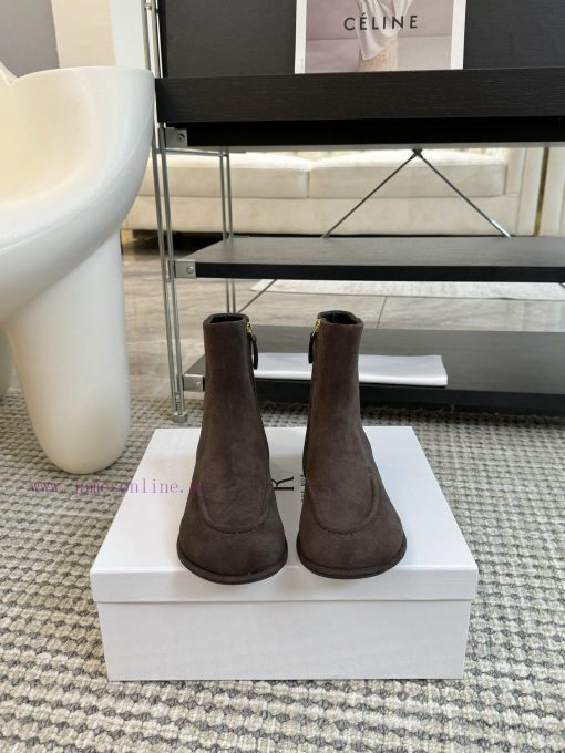 The row can series flat bottomed round toe short bootsThe Canel series flat shoes are belid8ke41g4