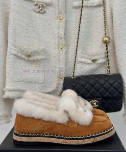 Chanel | Chanel 24K Autumn/Winter New ProductsDouble C flip fur shoesA product that everyonewi3fanh7