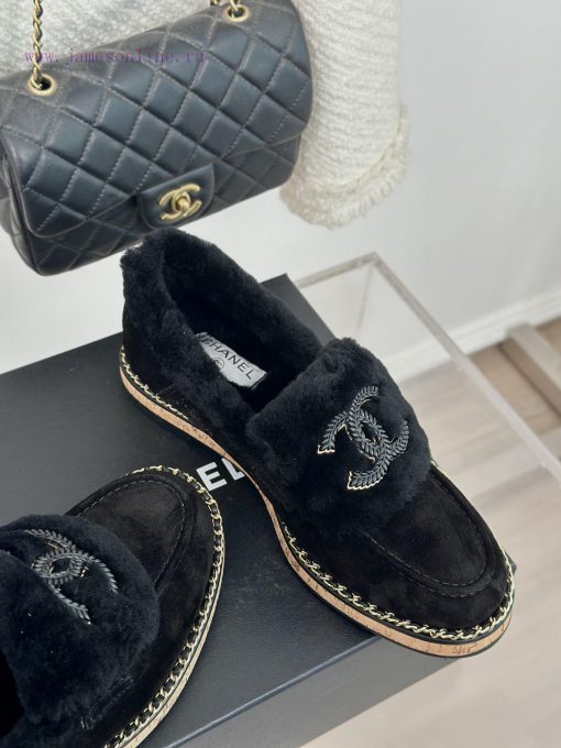 Chanel | Chanel 24K Autumn/Winter New ProductsDouble C flip fur shoesA product that everyoneild135ol - Image 6