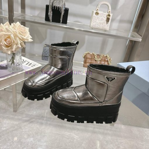 The latest PRADA in 2024 features a novel and unique soft cowhide surface, made of pure wool7qiva3l7 - Image 4