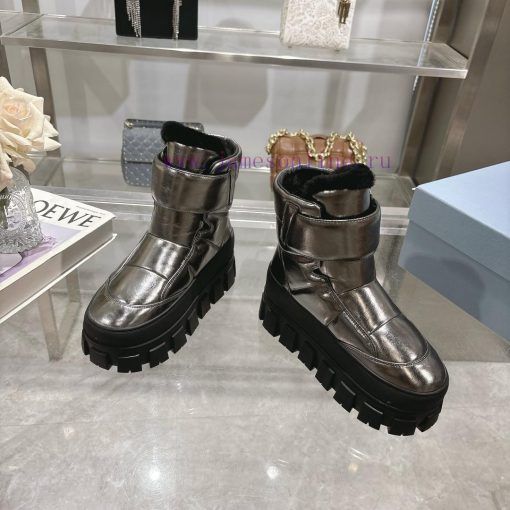 The latest PRADA in 2024 features a novel and unique soft cowhide surface, made of pure woolwizjjtbp - Image 4