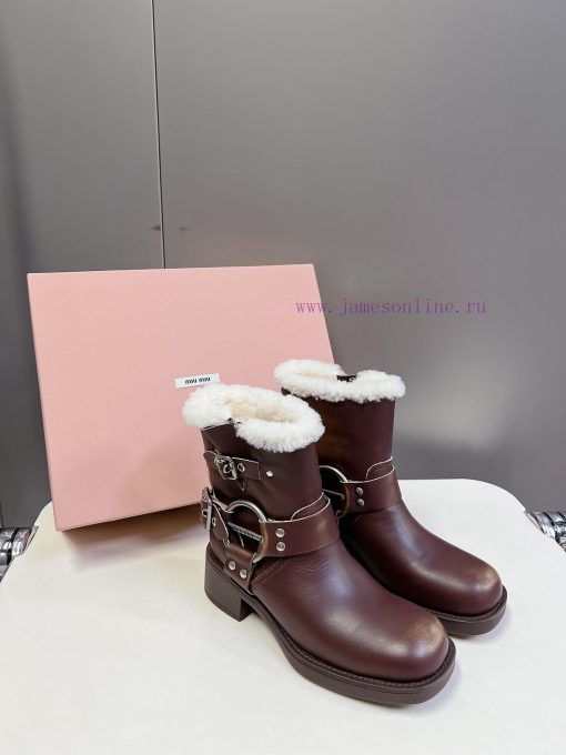 Top tier Miumiu autumn and winter limited edition walking bootsOne of the most worthwhile boqawqauvx - Image 3