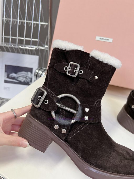 Top tier Miumiu autumn and winter limited edition walking bootsOne of the most worthwhile bocbr0hm4y - Image 9