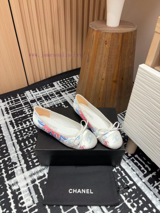25Fw new chanelChanel bow ballet flat soleBelieve me, these are ballet shoes that can take ylgft94gu - Image 4