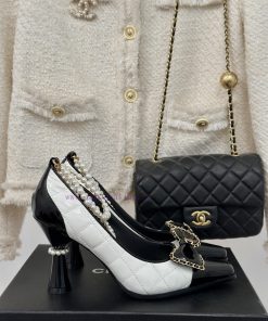 Chanel | Chanel Classic Early Autumn Pearl Chain Butterfly High Heels Single Shoe Collectiozm381a2a
