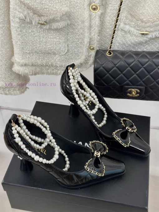 Chanel | Chanel Classic Early Autumn Pearl Chain Butterfly High Heels Single Shoe Collectiotjni4rq8 - Image 4