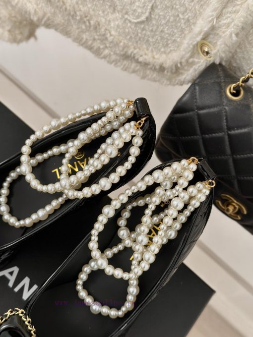 Chanel | Chanel Classic Early Autumn Pearl Chain Butterfly High Heels Single Shoe Collectiotjni4rq8 - Image 9
