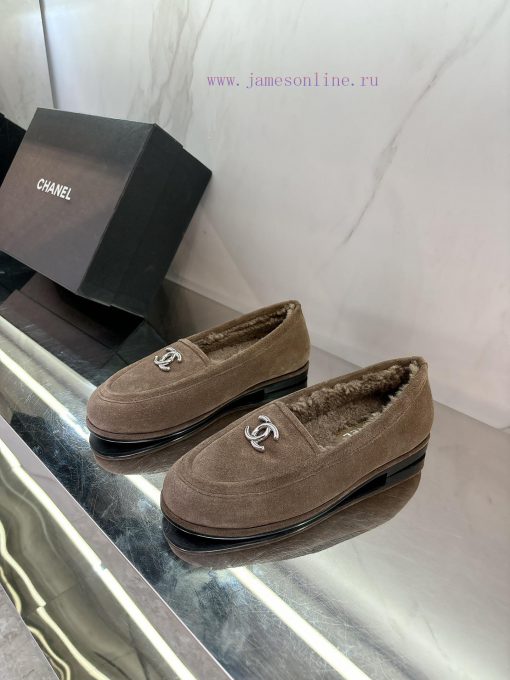 The new Chanel 24 wool loafers are furry, soft, sticky, warm, and fashionable, making them e22fkie48