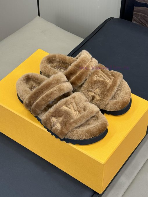 lv fw24 new arrival～LV 24 Autumn/Winter New Hair DragCute and exquisite, comfortable and sty8b99c0uq