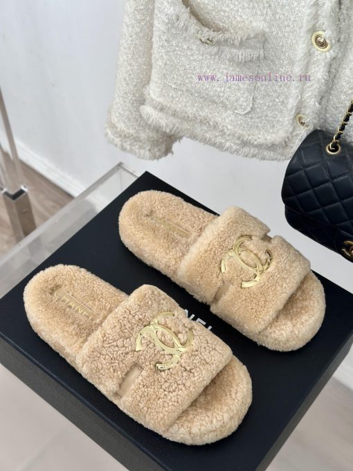 Chanel | Chanel Classic Metal Double C Hairy SlippersThe "First to Wear" series of walking sr7kzvugj - Image 4