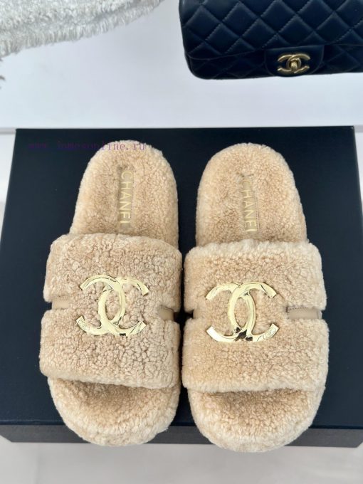 Chanel | Chanel Classic Metal Double C Hairy SlippersThe "First to Wear" series of walking sr7kzvugj - Image 5