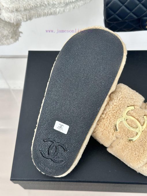 Chanel | Chanel Classic Metal Double C Hairy SlippersThe "First to Wear" series of walking sr7kzvugj - Image 10