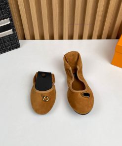 p. Lv Chicken rolls shoes, dancing shoesThe fabric is made of imported sheep suede leather afgjraocc