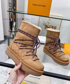 Louis Vuitton's new synchronized fur snow boots are on sale, with the upper made of Italian p0lb383v