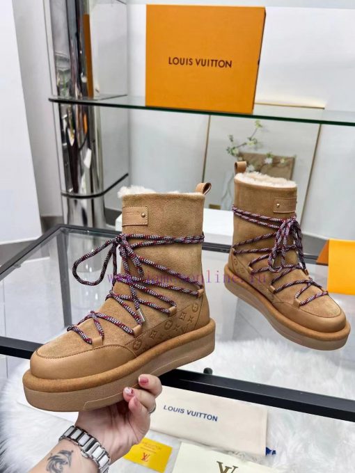 Louis Vuitton's new synchronized fur snow boots are on sale, with the upper made of Italian p0lb383v - Image 3