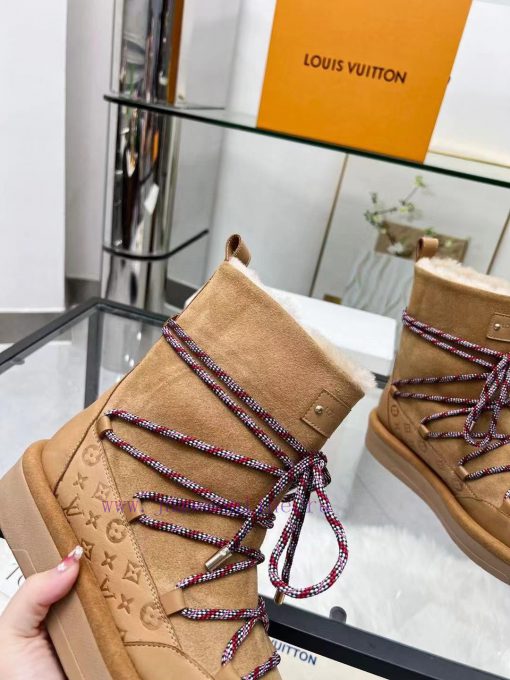 Louis Vuitton's new synchronized fur snow boots are on sale, with the upper made of Italian p0lb383v - Image 4