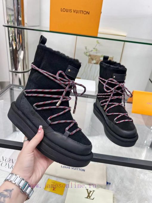 Louis Vuitton's new synchronized fur snow boots are on sale, with the upper made of Italian fowf8y0a - Image 2